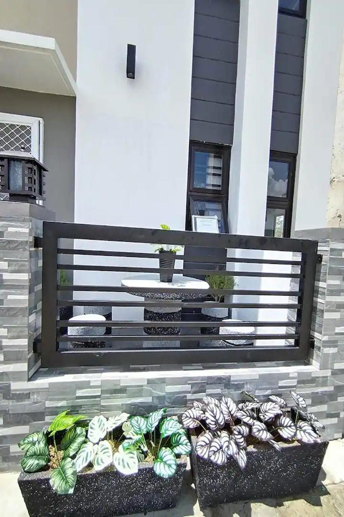 Shiella's Staycation House *